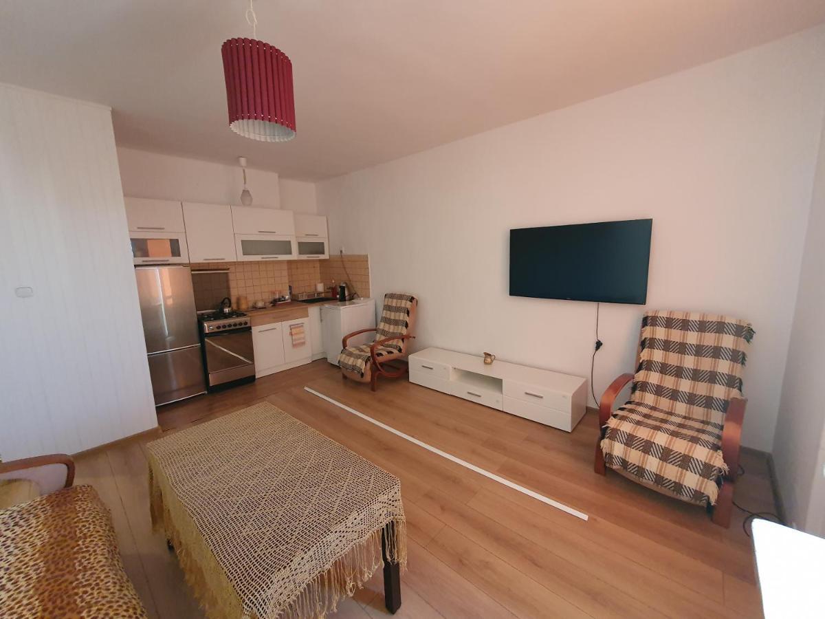 Centrum Apartament Конин Экстерьер фото