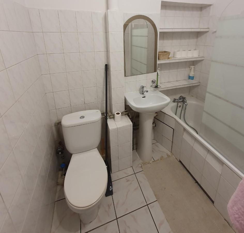 Centrum Apartament Конин Экстерьер фото